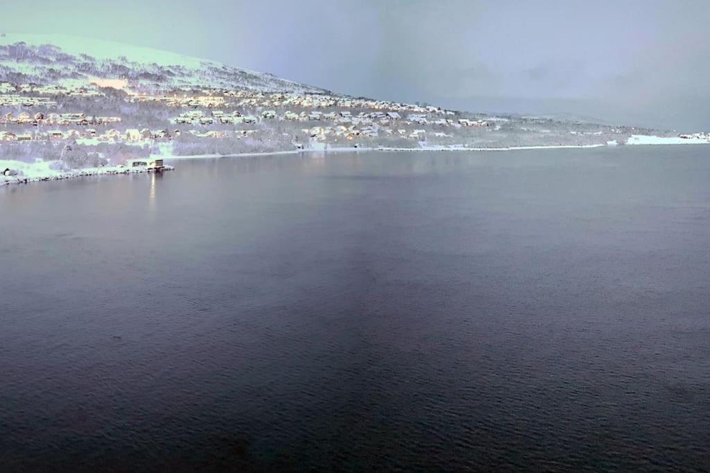 Spacious House In Tromso, Perfect For Groups Of Families, Tourists Or Workers Exterior photo
