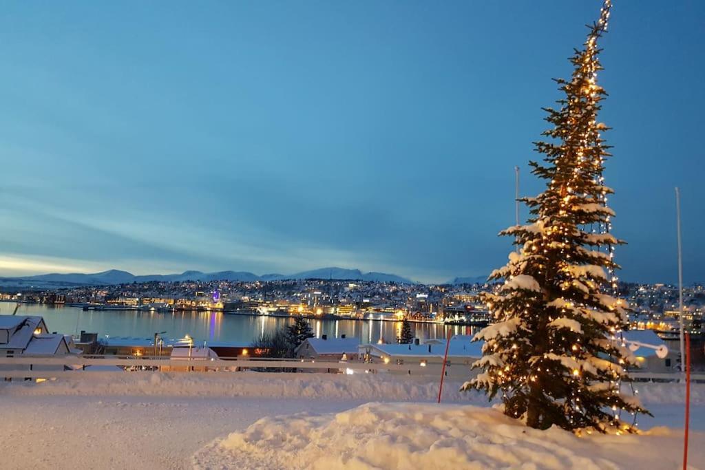 Spacious House In Tromso, Perfect For Groups Of Families, Tourists Or Workers Exterior photo