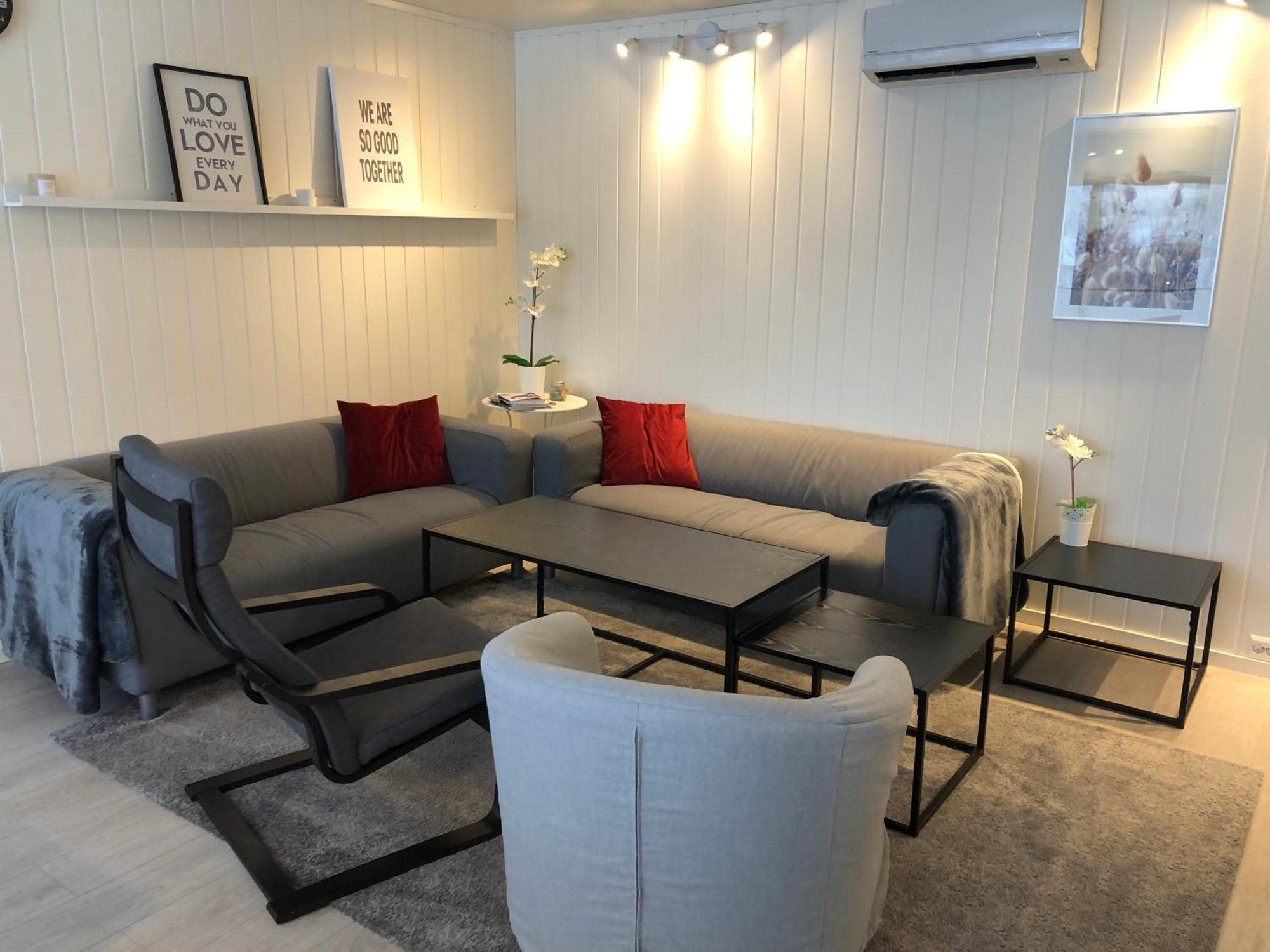 Spacious House In Tromso, Perfect For Groups Of Families, Tourists Or Workers Exterior photo